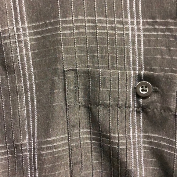 🖤🖤Men’s button up shirt🖤🖤 - Picture 3 of 5
